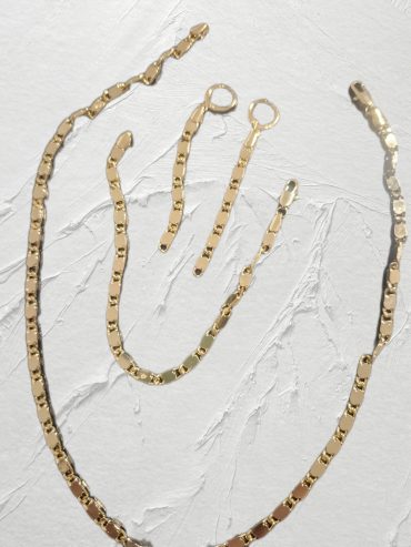BIJUTERII PLACATE CU AUR DE 14 K